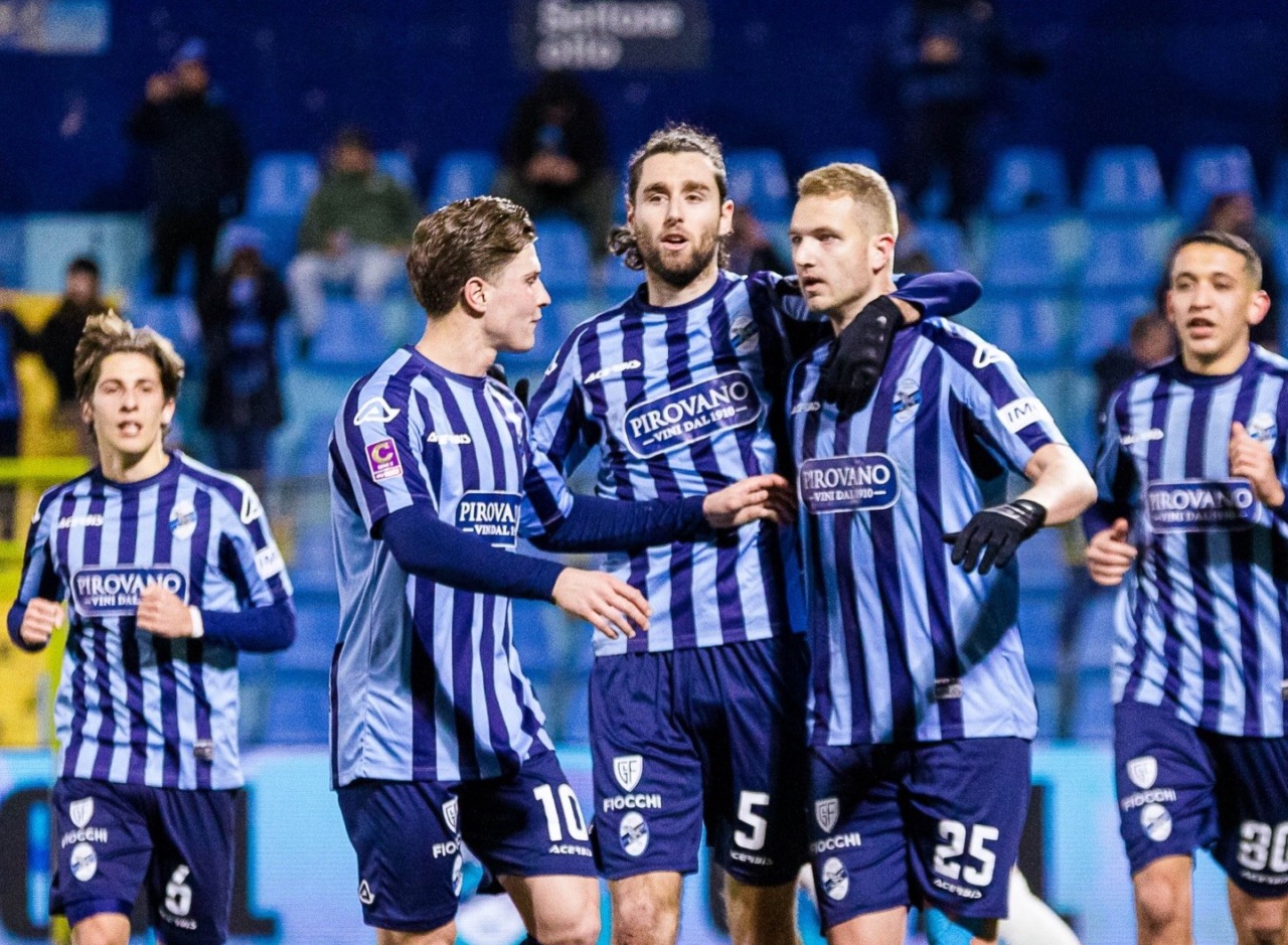 La Calcio Lecco vince 1 a 0 contro la Triestina: decisivo Sipos su calcio di rigore