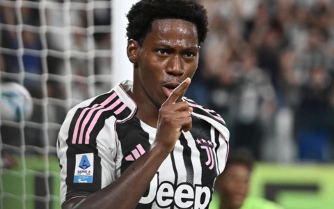 La Juventus demolisce il Napoli: a Torino finisce 3-0