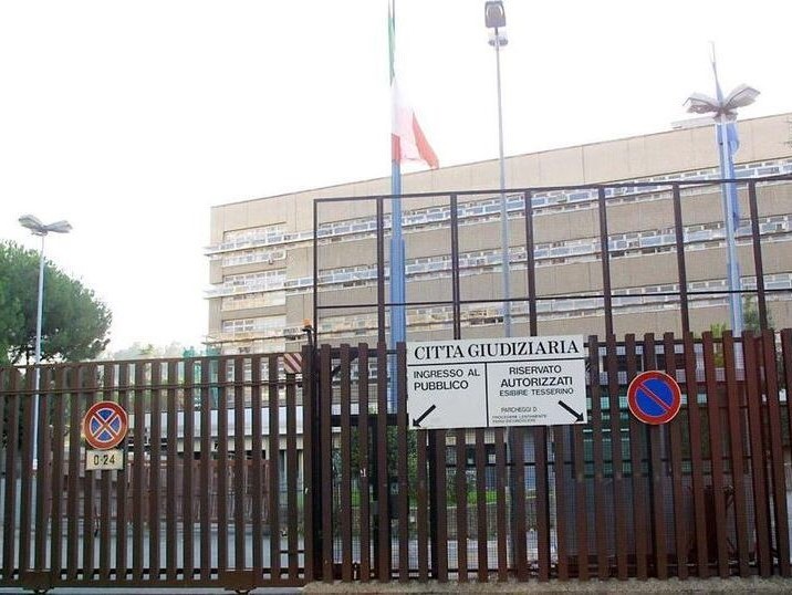 La strage di Crans-Montana, sparite le carte dei lavori al locale