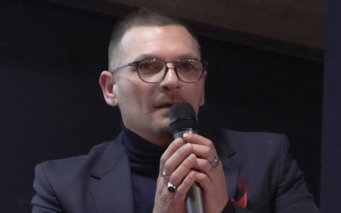 “L’Amore ha vinto” un libro che non spiega la vita, ma l’attraversa