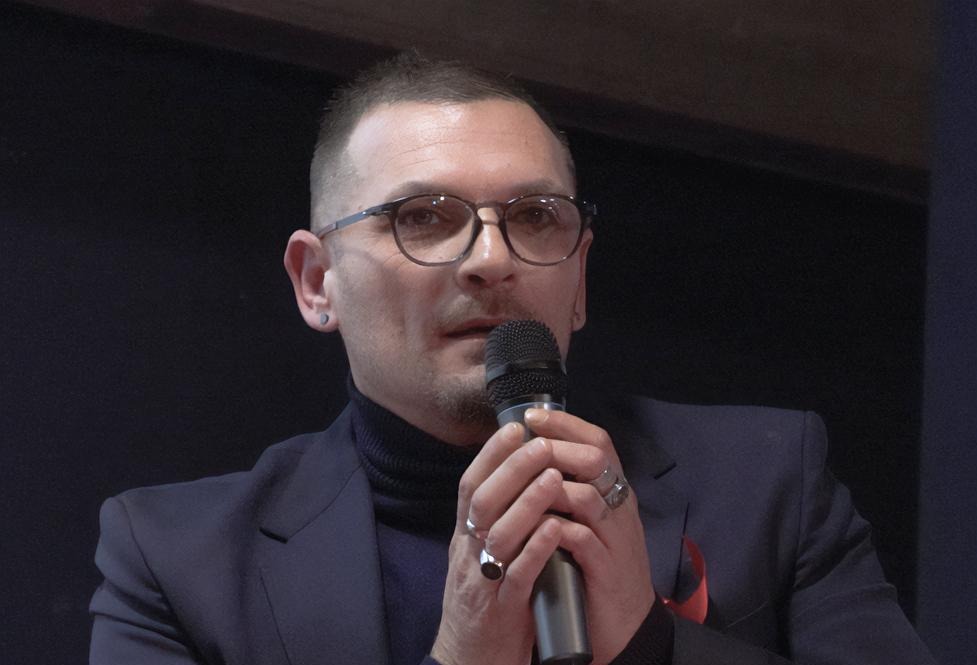 “L’Amore ha vinto” un libro che non spiega la vita, ma l’attraversa