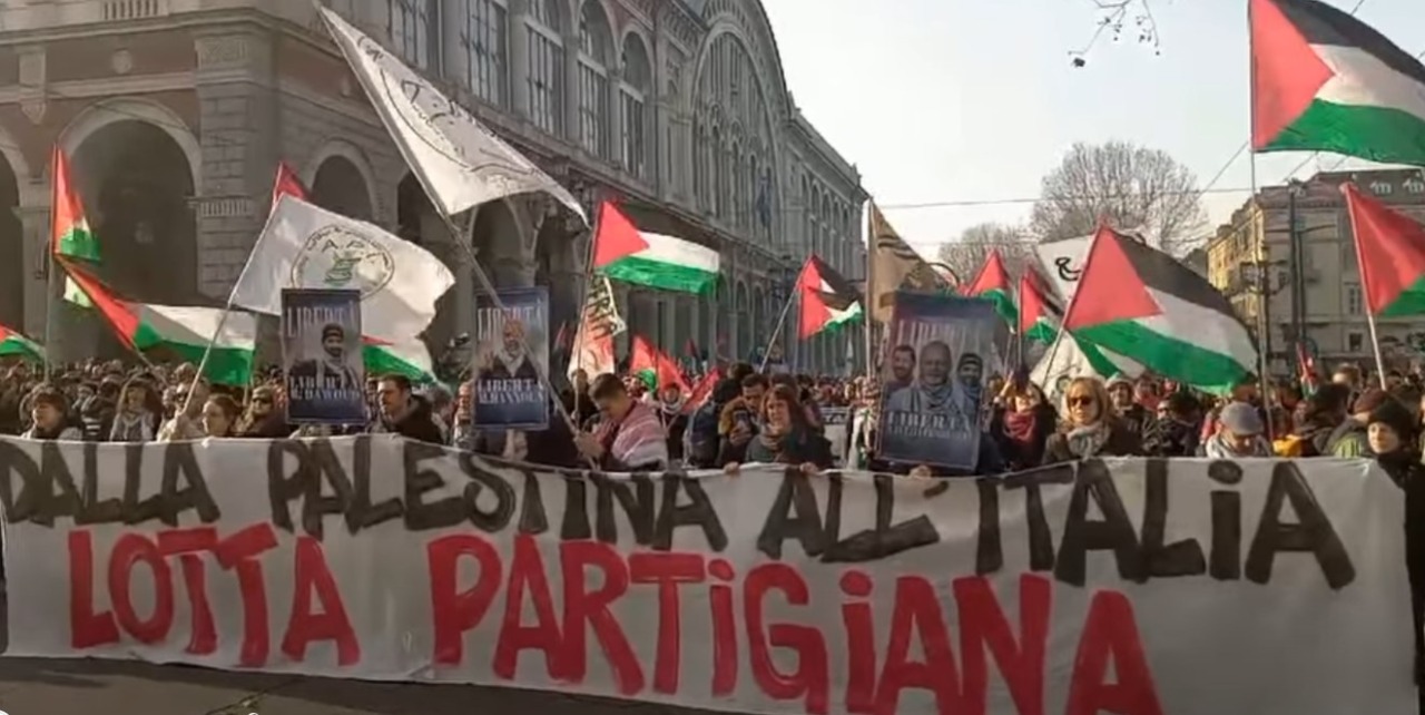 Manifestazione contro lo sgombero di Askatasuna: presente anche Sinistra Italiana Alto Canavese