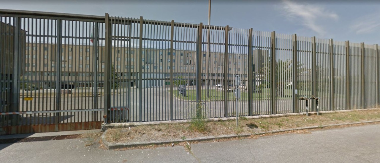 Maxi perquisizione in carcere: sequestrati cellulari, armi rudimentali e droga