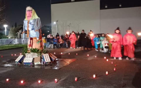 Molto partecipato a Civate il tradizionale rito del rogo della Gibiana