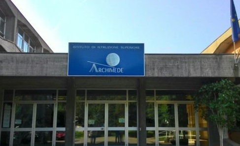 Nelle aule ci sono meno di 15 gradi, gli studenti dell’Archimede di Treviglio minacciano lo sciopero