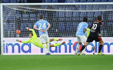 Nico Paz abbatte la Lazio. Il Como sbanca l’Olimpico 3 a 0