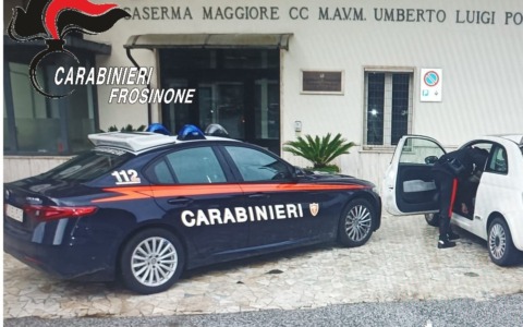 Noleggia un’auto e non la riconsegna, denunciato un uomo di 49 anni