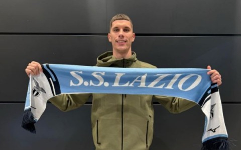 Oggi alle 18.00 Verona – Lazio, ci saranno anche i due nuovi acquisti, Raktov e Taylor