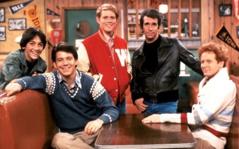 Oggi è giovedì 15 gennaio 2026: fatti storici, compleanni famosi, frasi e immagini per dire buongiorno