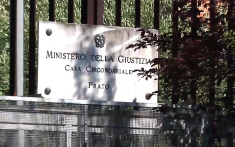 Orrore in carcere a Prato, stuprato per mesi dal compagno di cella