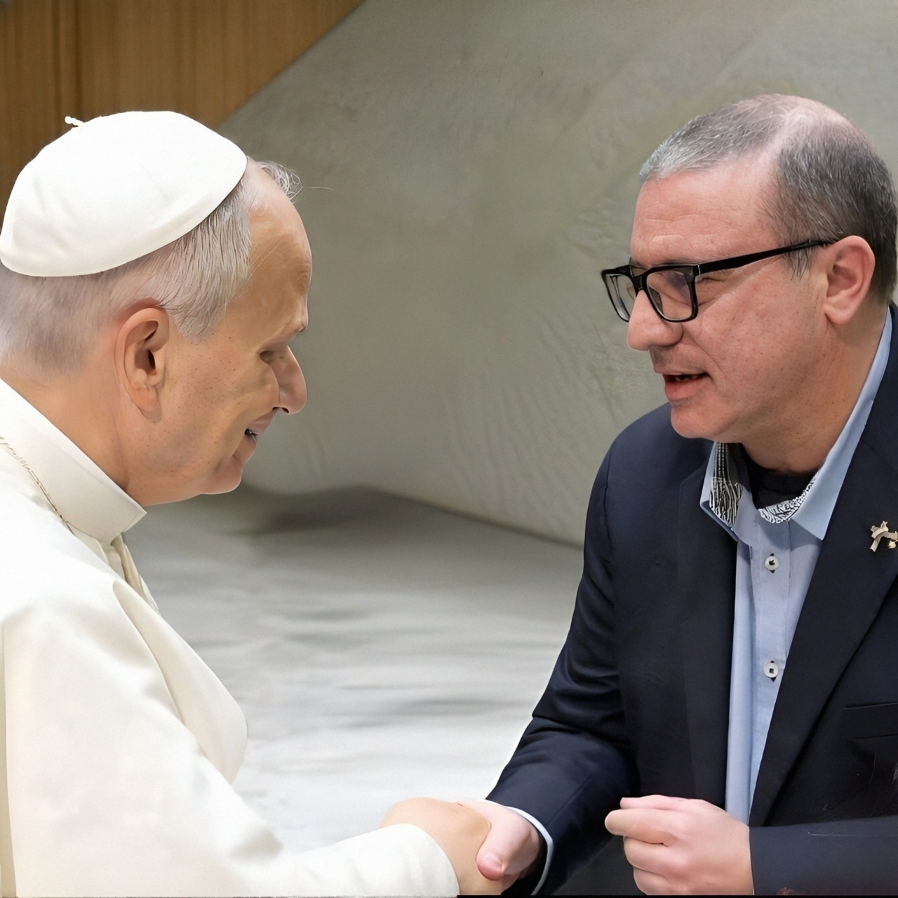 Papa Leone XIV benedice il diacono Dellerba per i dieci anni di ordinazione