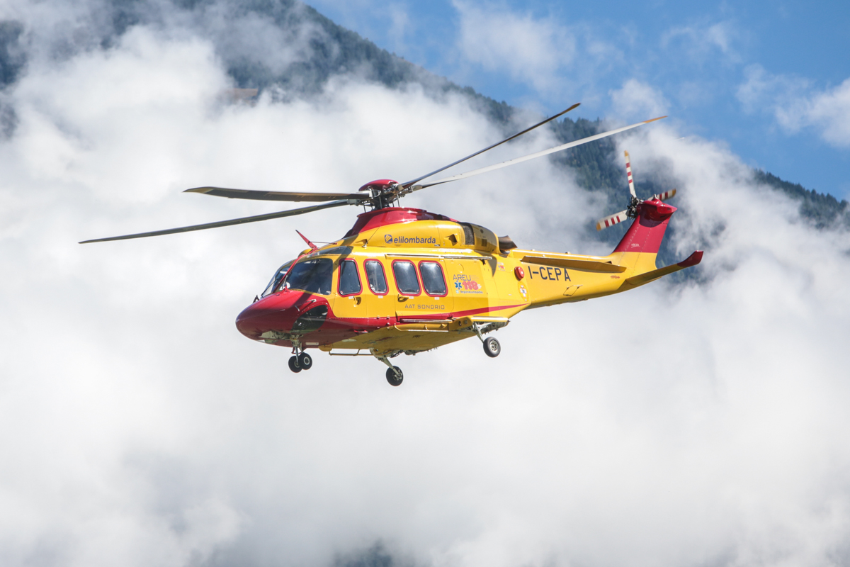 Paura in via Milano a Bormio: bimbo di 7 anni investito in bicicletta