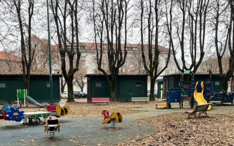 Piazza Mazzini: via parte dei box mercatali per fare spazio a nuovi parcheggi