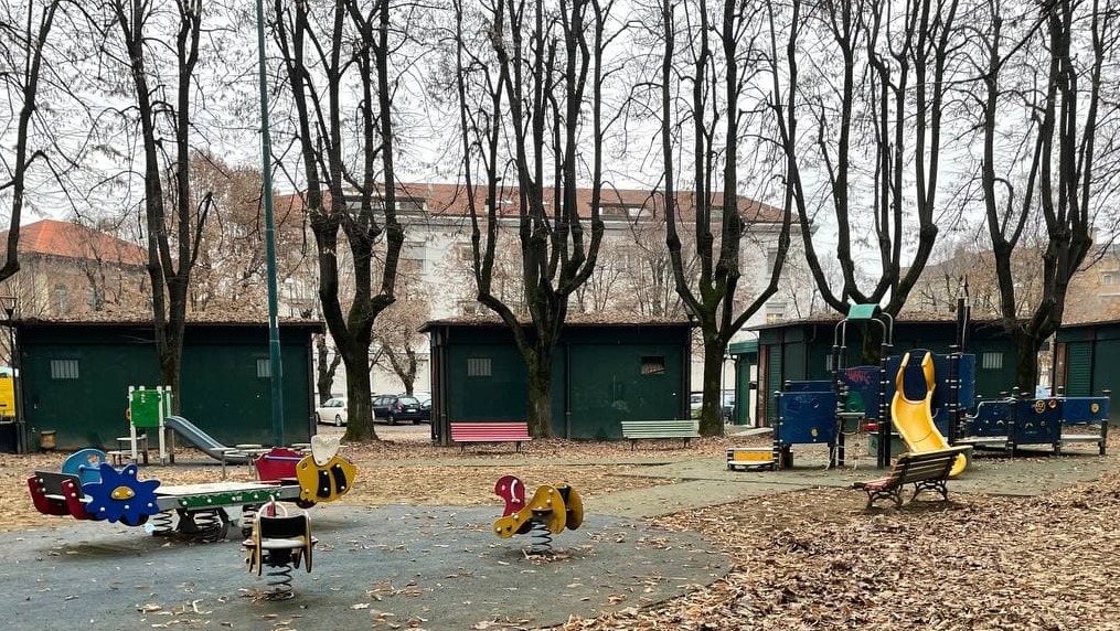 Piazza Mazzini: via parte dei box mercatali per fare spazio a nuovi parcheggi