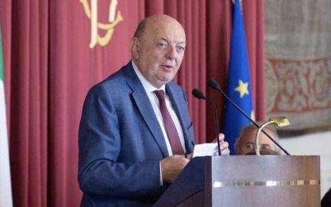 Pichetto sul discorso di Mattarella: “Parole di pace, dialogo e rispetto reciproco”