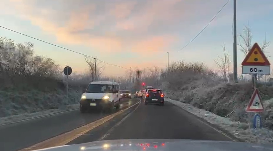 Ponte di Bassignana riaperto anche ai camion: resta il senso unico alternato