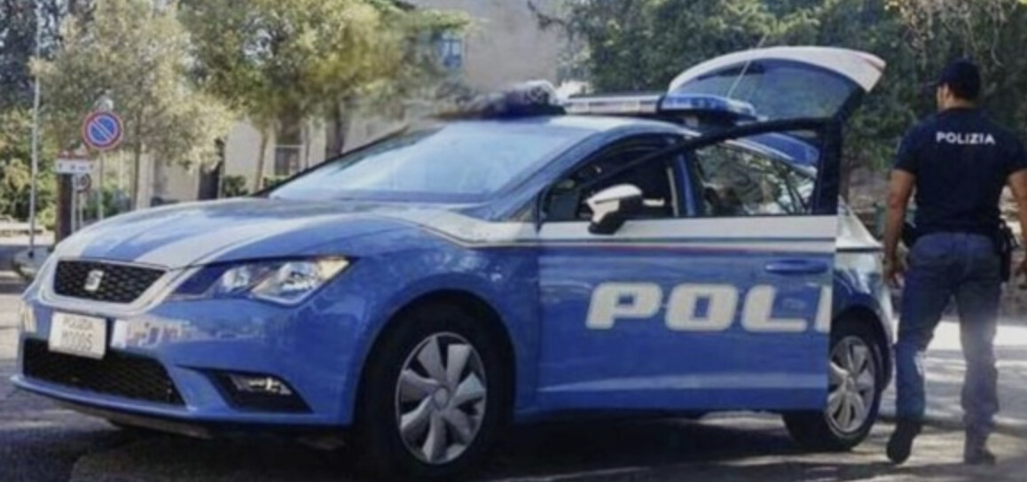 Rapina all’Esselunga di via Volta: arrestato un 39enne