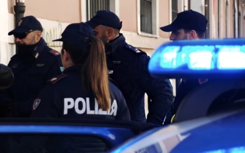Scoperta officina del riciclaggio a Tor Vergata, cinque arrestati