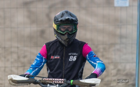 Spettacolo a Rosolina: freddo e pioggia non fermano la 24esima Ruspadina della Befana