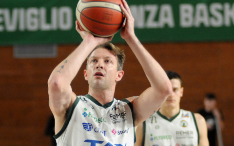 Tav Treviglio Brianza troppo “corta”, La T Tecnica Gema Montecatini passa al PalaFacchetti