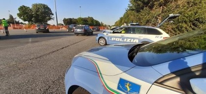 Scontri in autostrada fra tifosi della Roma e della Fiorentina