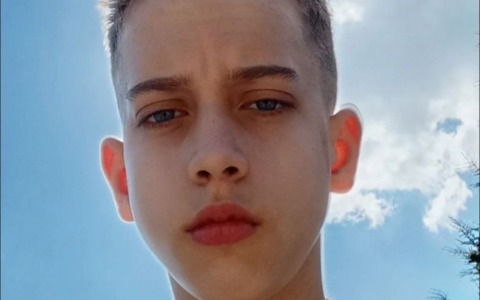 Tragedia sulla 590, silenzio e rumore per ricordare Mark