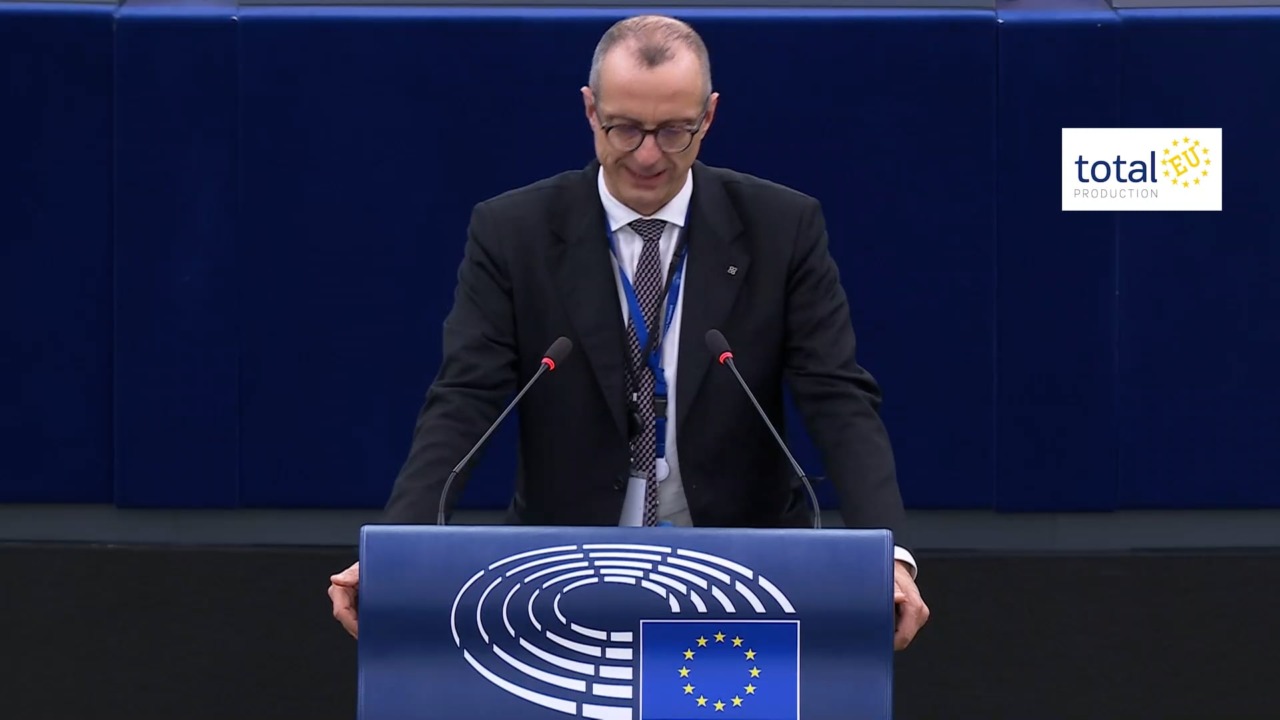 Trasporti: Ricci (Pd), “Voto importante per rafforzare i diritti dei passeggeri” – VIDEO