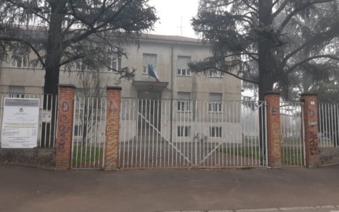 “Troppi disagi nelle scuole e troppo silenzio istituzionale”