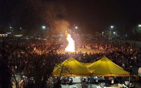 Tutti in piazza Mercato all’Epifania: si brucia la Befana