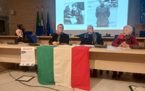 Un libro per conservare la memoria del padre deportato