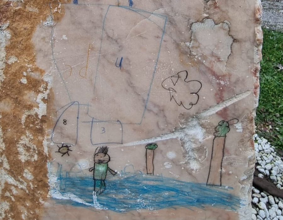 Vandalizzato il parco dedicato al brigadiere eroe