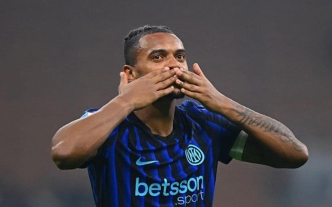 Akanji: “In prestito dal City? La mia attenzione è tutta sull’Inter”