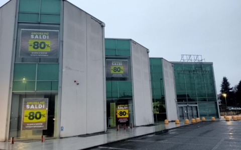 Al posto della Conbipel arriva lo store cinese