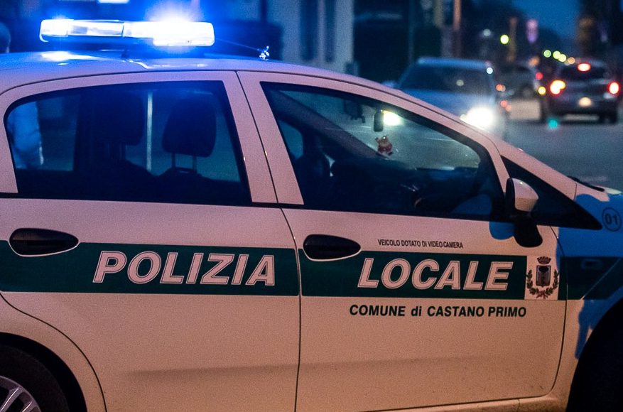 Anziano salvato grazie all’intervento della Polizia locale e alla segnalazione dei vicini