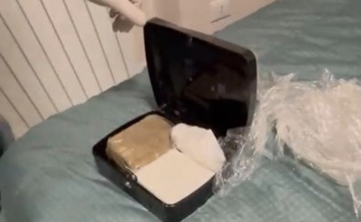 Arrestato 54enne a Galliate: aveva 1.5 kg di droga e 15mila euro in contanti