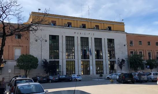 Assistente sociale aggredita e minacciata di morte in Comune, la denuncia della FP CGIL