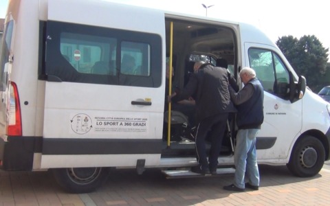 Associazione Parkinson Insubria Novara: cresce il servizio di trasporto per i malati