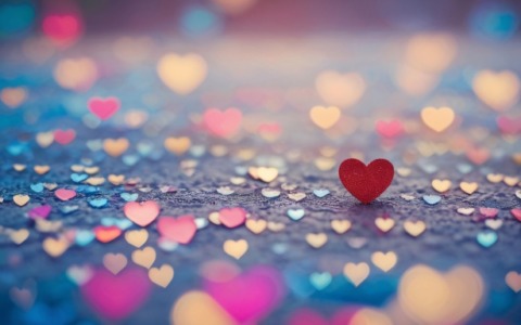 Auguri buon San Valentino: frasi e immagini gratis da inviare via WhatsApp