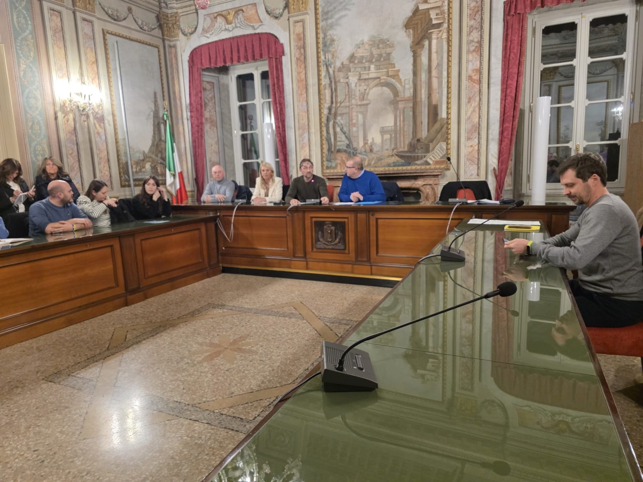 “Basta allarmismi: non è certa la presenza di amianto sul territorio”