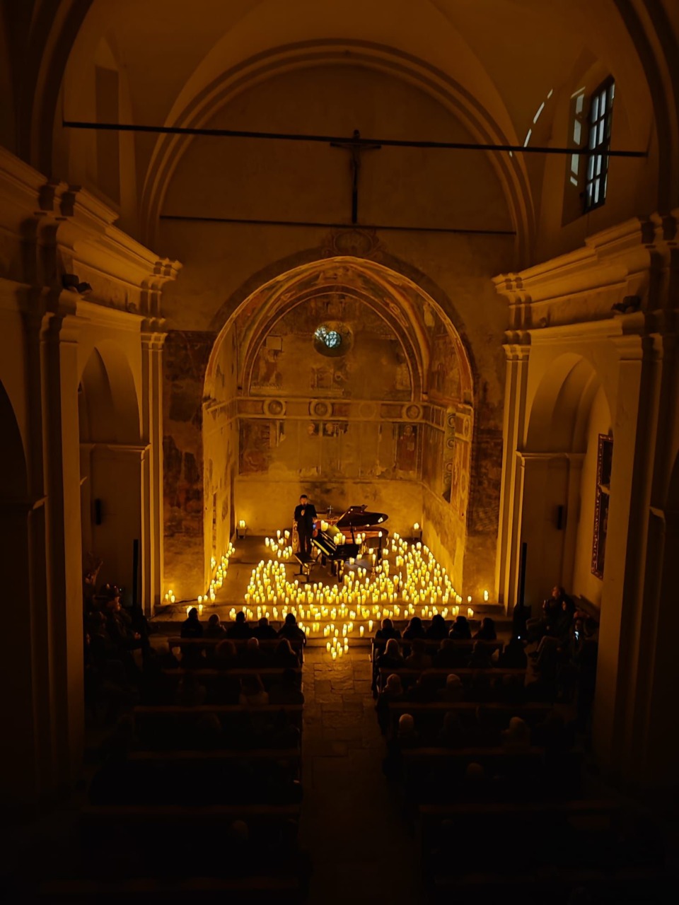 Candle Notes illumina Sondalo: un debutto emozionante che chiude le Olimpiadi nel segno della bellezza