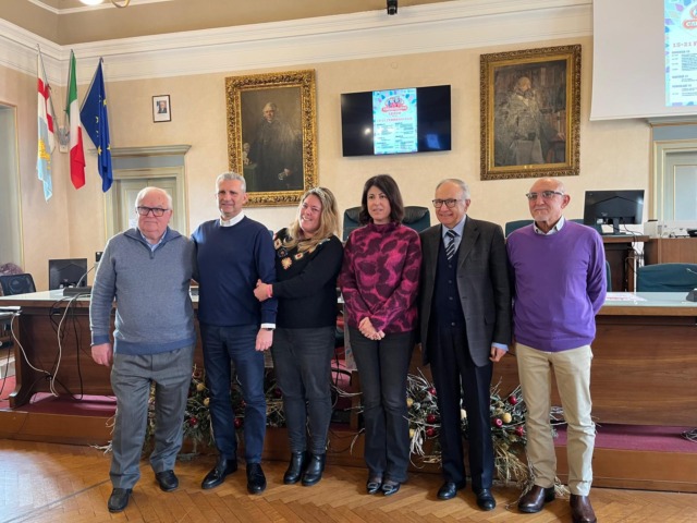 Carnevalone di Lecco: Re Resegone e Regina Grigna diventano ispettori… dei cantieri!