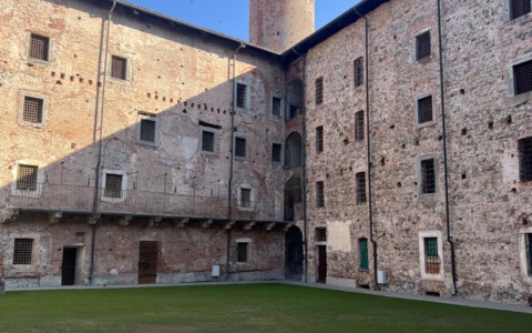 Castello di Ivrea, boom di visitatori: oltre 5.400 presenze in otto giorni di apertura