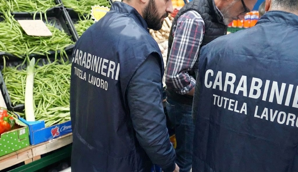 Controlli dei carabinieri a San Basilio, 4 arresti, un attività chiusa e denunce