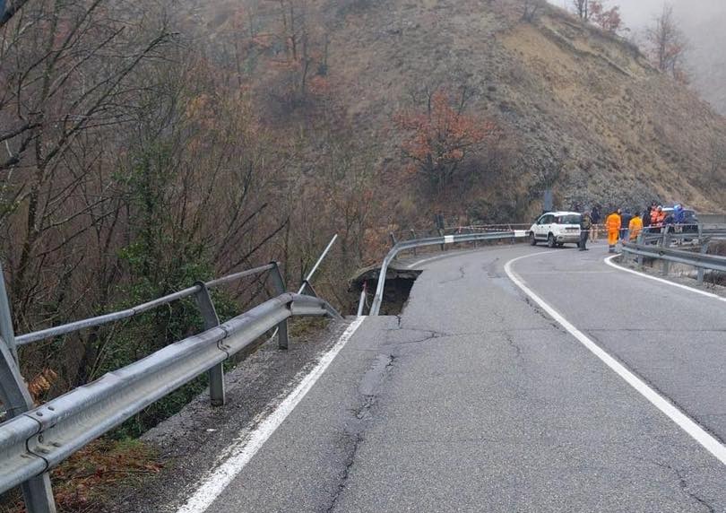 Dissesto idrogeologico, Val Borbera sempre più fragile: sopralluogo al ponte della Castagna