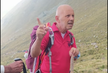 Don Battista Dassa, il prete camminatore: “L’importante? E’ il primo passo”