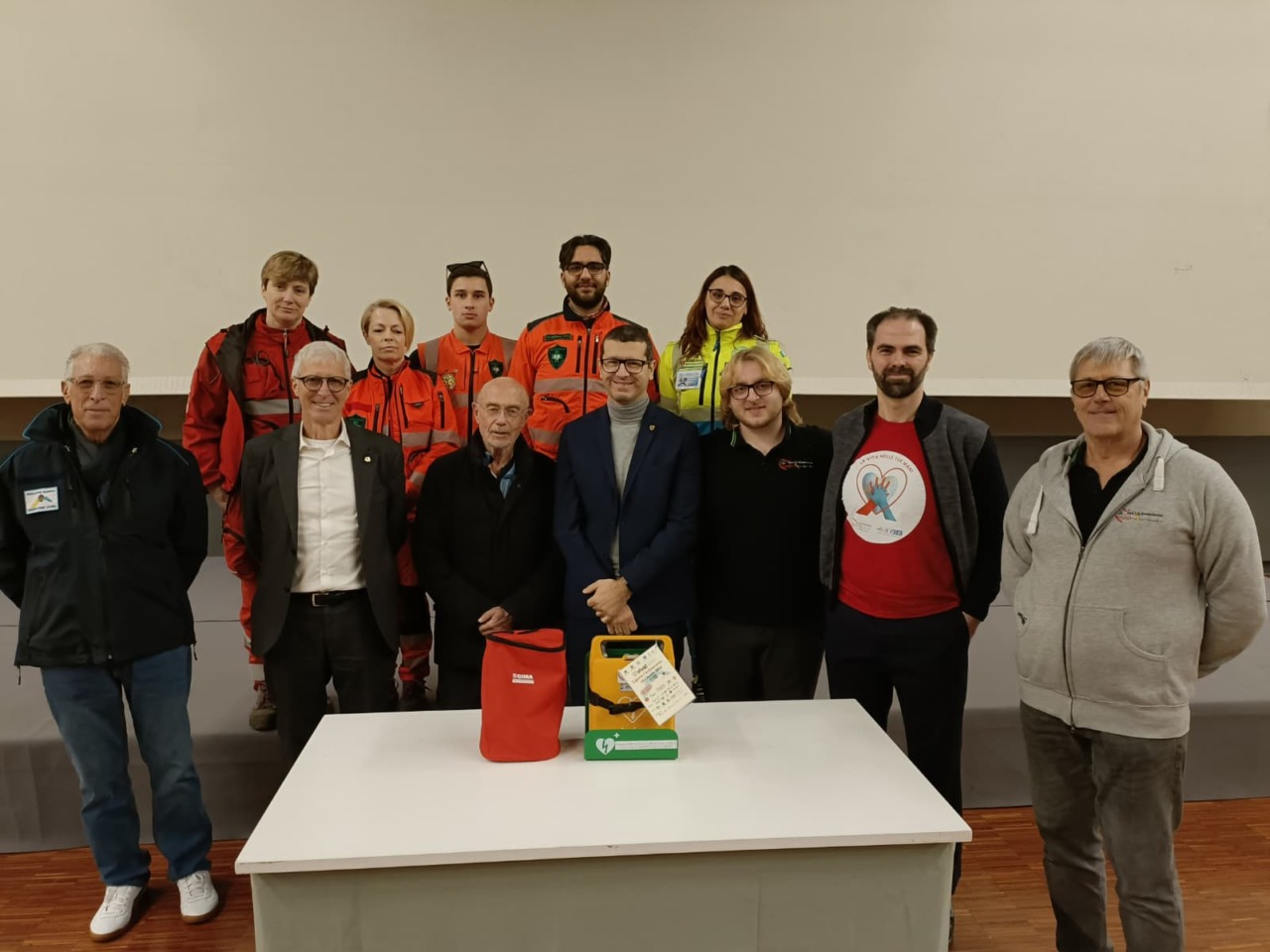 Donato un defibrillatore dopo il maxi evento con 500 studenti