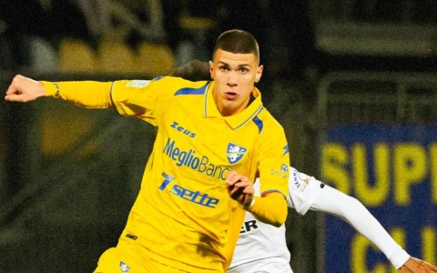 Frosinone-Empoli 2-2. I canarini falliscono il primato solitario