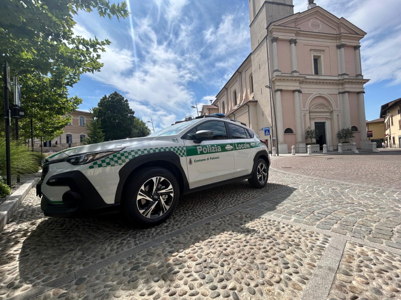 Folle inseguimento tra Bergamo e Brescia: si gettano nell’Oglio per sfuggire alla Polizia