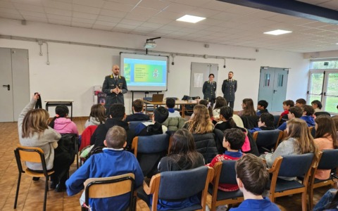 Guardia di Finanza e scuola insieme per la legalità: incontri formativi all’Istituto Comprensivo di Sestri Levante