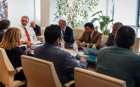 I collegamenti con le isole pontine, tavolo in Regione